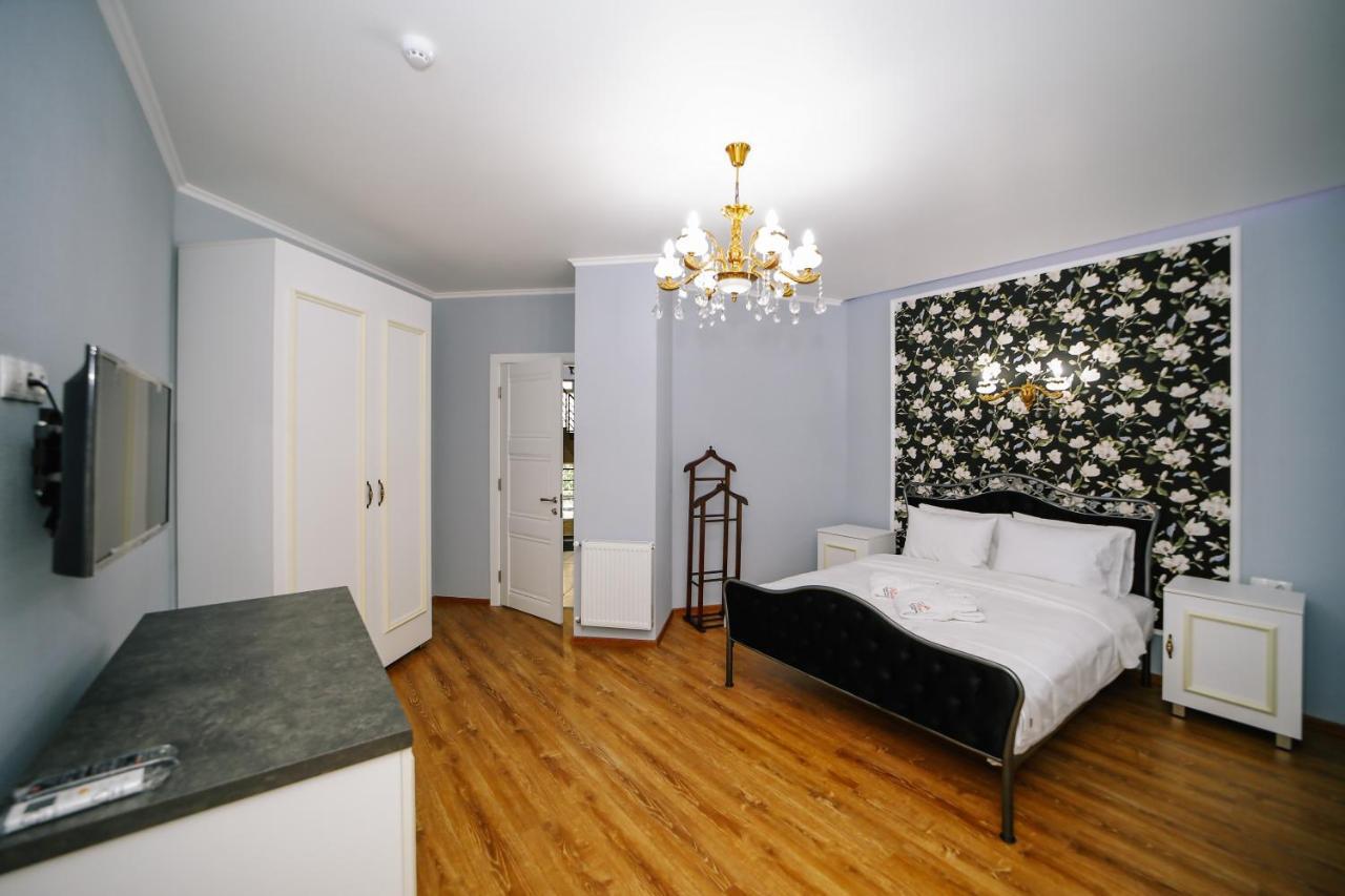 Rose Hotel Vake Tbilisi Zewnętrze zdjęcie