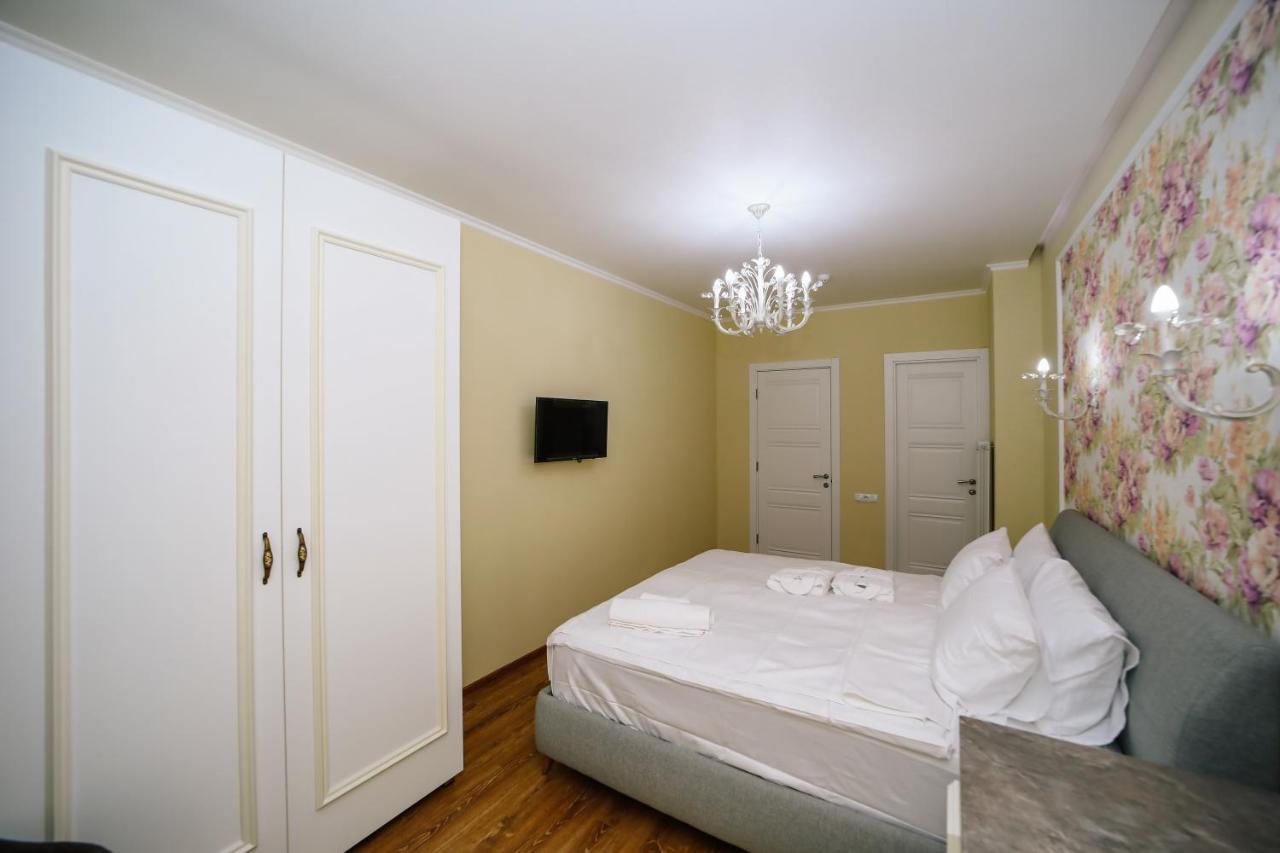 Rose Hotel Vake Tbilisi Zewnętrze zdjęcie
