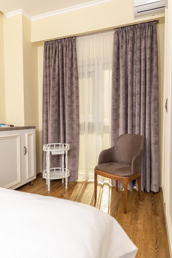 Rose Hotel Vake Tbilisi Zewnętrze zdjęcie
