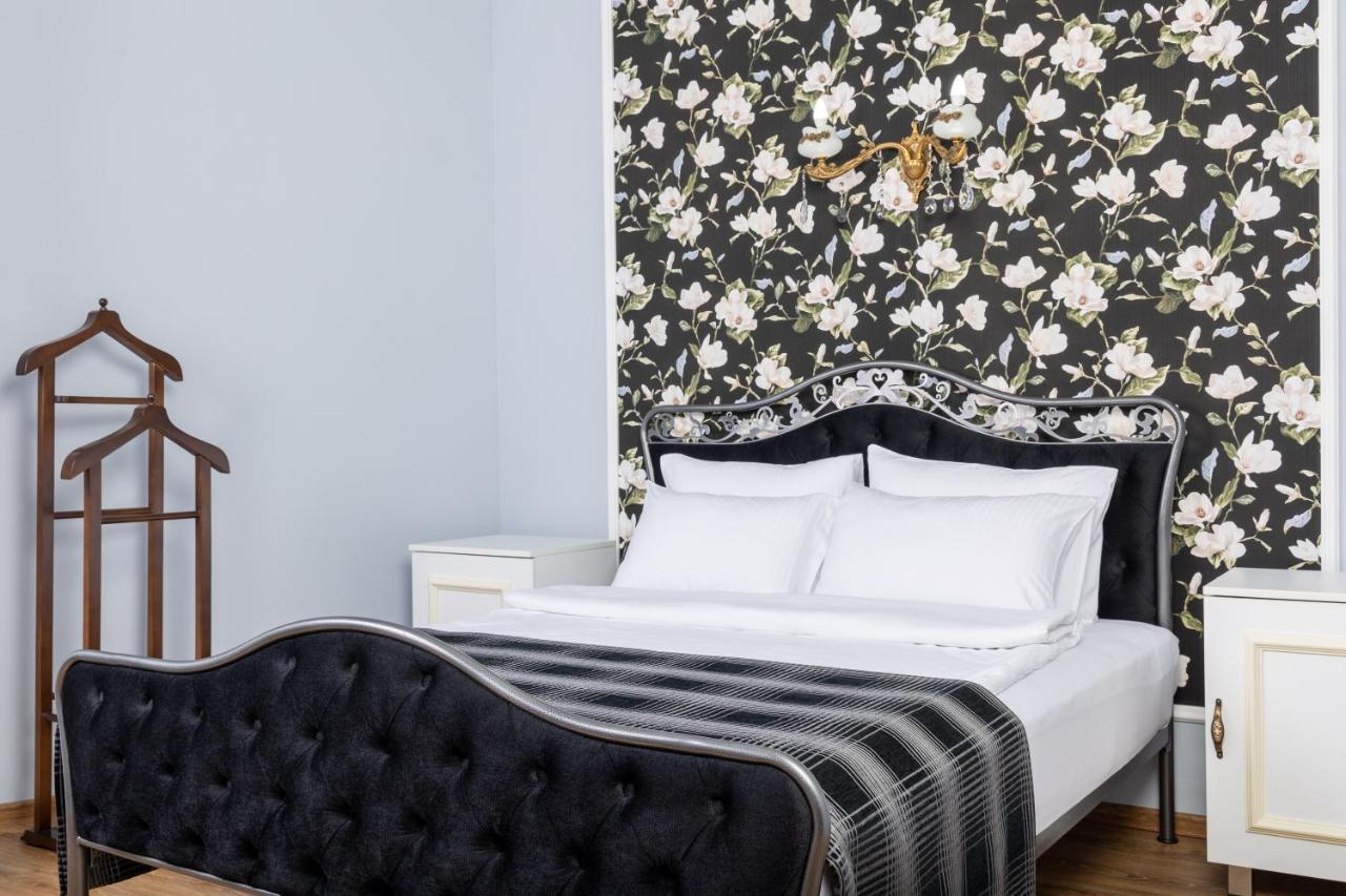 Rose Hotel Vake Tbilisi Zewnętrze zdjęcie