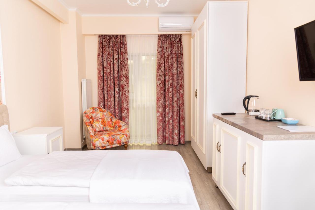 Rose Hotel Vake Tbilisi Zewnętrze zdjęcie